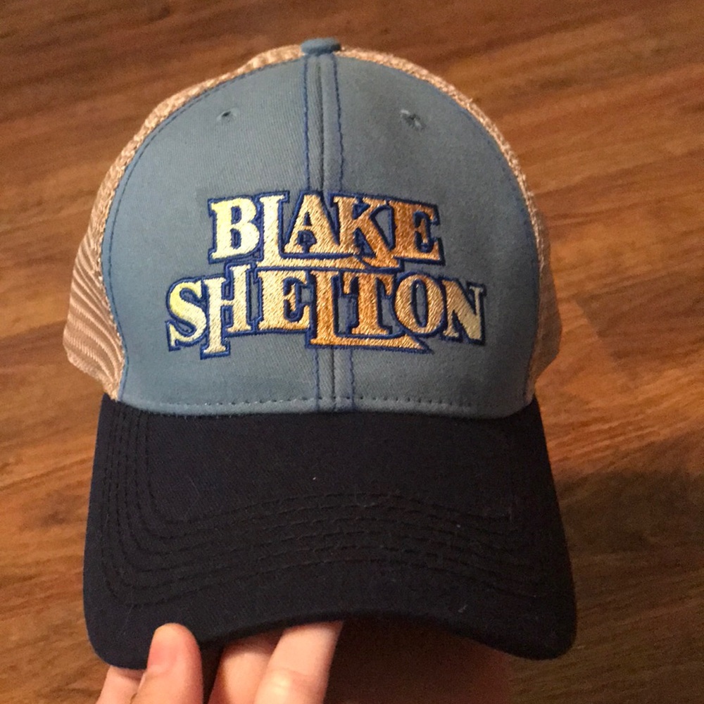 Blake Shelton tour hat